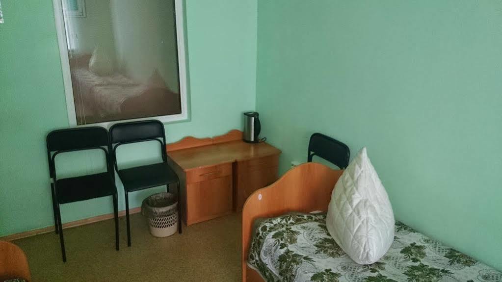 Hotel Molodezhnaya Ufa Kültér fotó